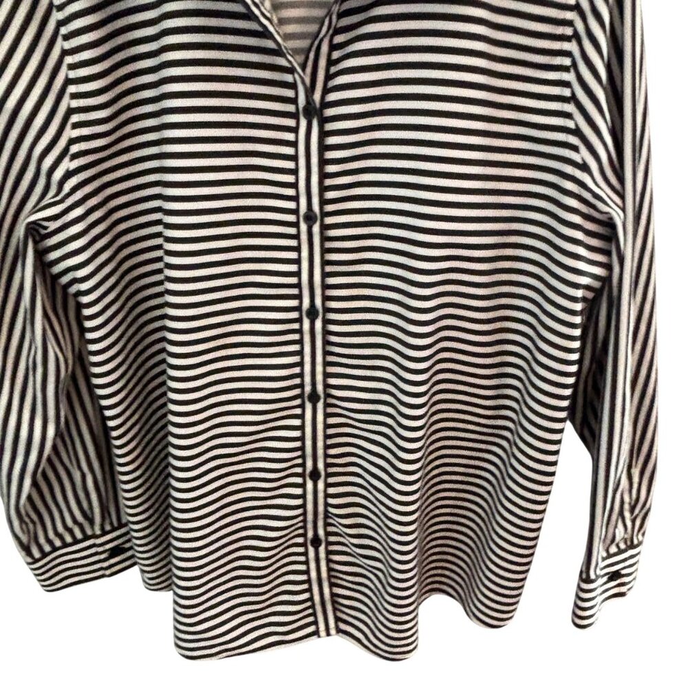 Chico's Button Up Long Sleeve Shirt Size 3 / US 16 Cotton Black & White Stripes - Picture 5 of 11